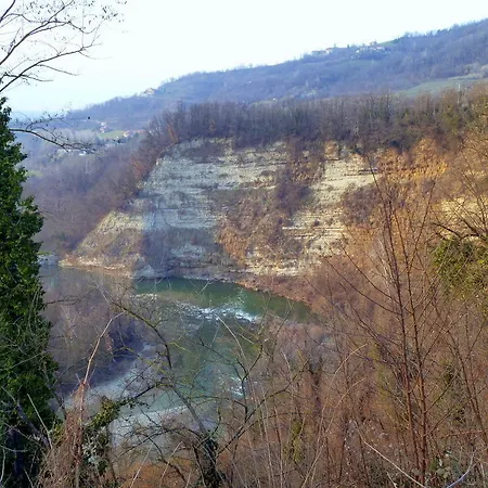 Agriturismo I Calanchi Bastia Mondovi